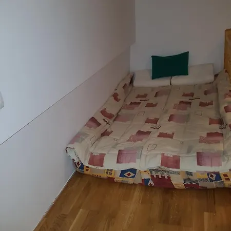 아파트 Apartman Zaza Trnovo